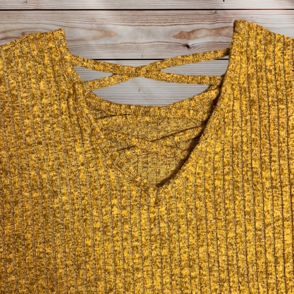 No Boundaries Golden Mustard Yellow Black Tie Top Junior’s Extra Large XL - Picture 4 of 5